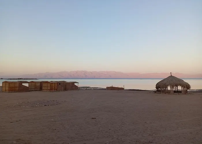 Geo Tribe مكان تخييم دهب
